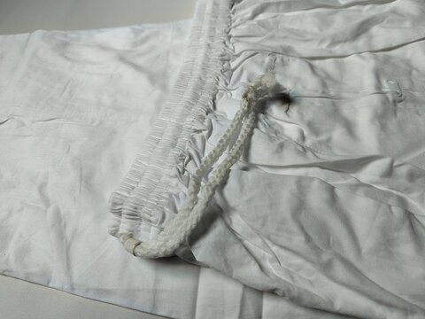 Traditional men's sirwal pants featuring a loose, comfortable fit with a cropped ankle-length design. Popular for modest fashion, Islamic clothing, casual wear, and everyday comfort, these breathable 