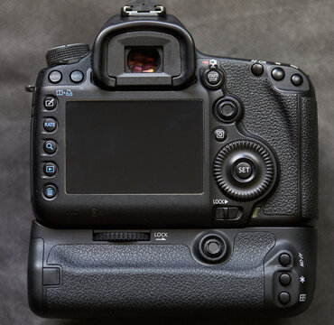 DSLR Camera of 2012