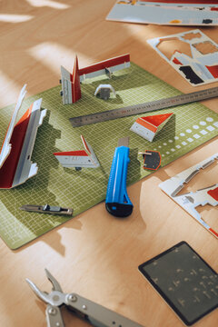 Miniature making hobby 