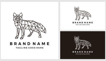 Geometric wolf logo design vector template © Tarwiyah