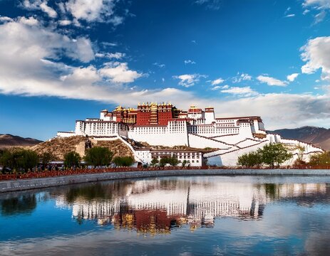 the potala palace in lhasa tibet