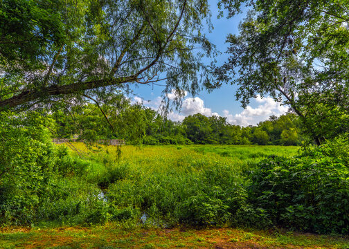 A view of the lake at Cullinan Park in Sugar Land, Texas