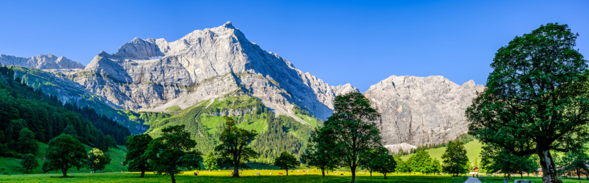 famous valley in austria - alpe eng