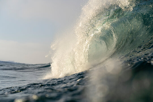 Crashing Wave