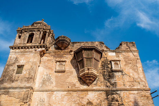Ancient carved wooden Jharokha balcony on Aina Mahal palace in Bhuj