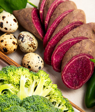 High in fibre, antioxidants, & vitamins.