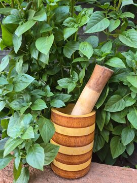 marocain wooden mortar 