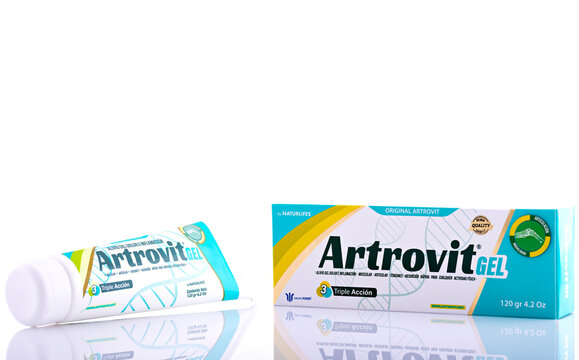 Artrovit Gel Triple Acci&oacute;n Tube and Packaging Isolated on White Background