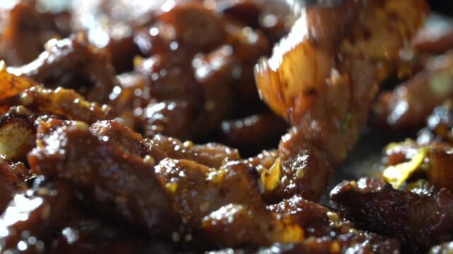 Korean pork ribs charcoal BBQ grilled meat traditional table set side dish rice soup restaurant k food 돼지갈비 숯불갈비 숯불구이 석쇠 구이 고기 불고기 삼겹살 양념돼지고기 정식 한식 백반 반찬 밥 국 한국식 상차림 식당 음식 요리 케이푸드