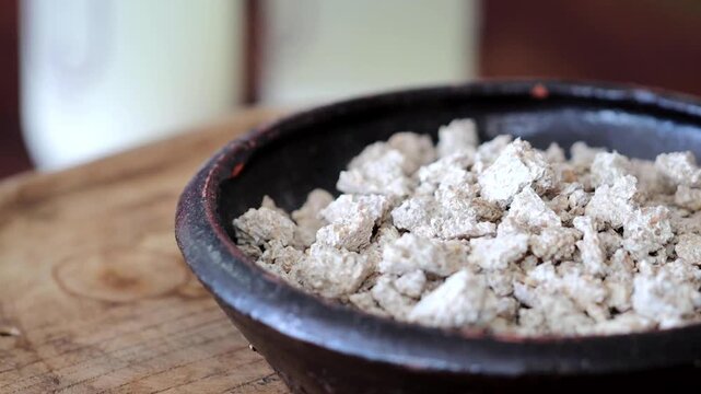 Korea rice wine makgeolli brewing process nuruk taro ingredient brewery alcohol liquor 한국 막걸리 제조과정 막걸리재료 누룩 쌀 토란 주조 양조 술 쌀막걸리 발효 가공 생산 식품 원료 곡물