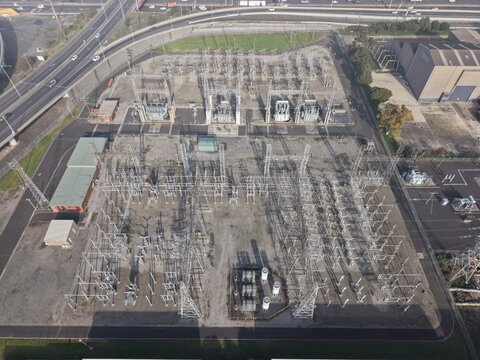 Electrical substation distributing power in industrial grid