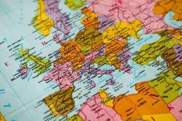 Obraz premium Political map of Europe showing European countries and borders, close up geographic atlas illustration.