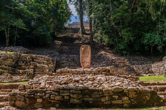 Yaxchilan mayan ruins with stela and structure 33, Chiapas, Mexico.