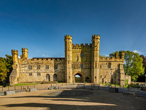 Sunny Battle Abbey Front View