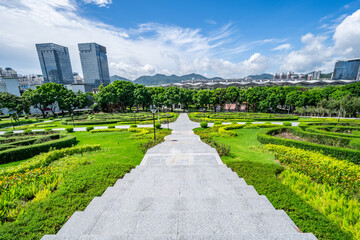 Obraz premium Hiking trail at the South Gate of Zimaling Park, Zhongshan City, Guangdong Province, China