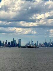 Fototapeta premium The Statue of Liberty and the New York City Skyline