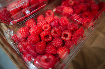 Sweet, tart, and bursting with freshness © Auston Duong