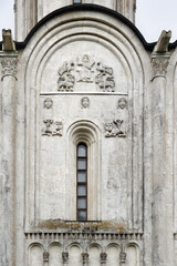 Obraz premium Decorations on the facade of the Church of the Intercession of the Holy Virgin on the Nerl. Russia