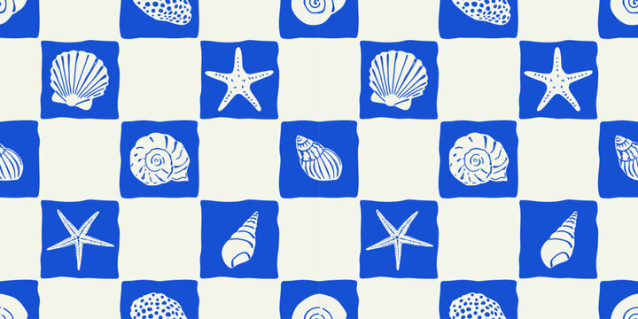 Retro hand drawn seashell mosaic seamless pattern. Tropical summer background illustration. Vintage marine nature print. Patchwork style shell animal wallpaper texture.