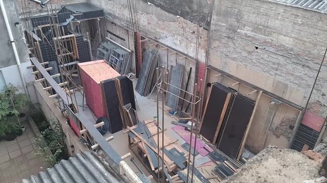 Residential construction site building project animation showing steel reinforcement frame work