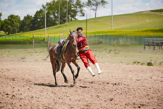 Mongolian equestrian performance at Kulun Nuoer Scenic Area, Guyuan County, Hebei Province