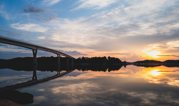 Summer moning mood at L&ouml;lv&ouml; bridge in Kasn&auml;s, Finland