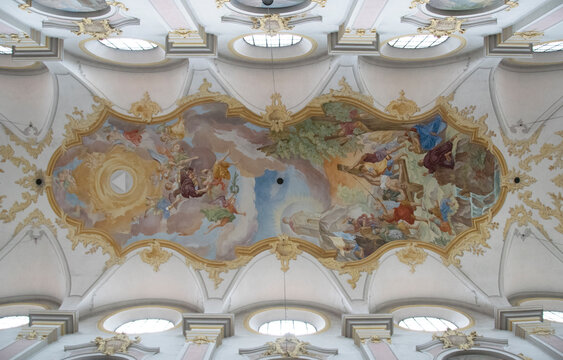 Deckengem&auml;lde in der Kirche St. Peter in M&uuml;nchen