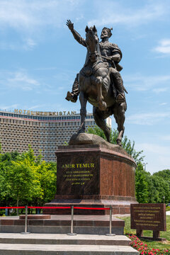 16 may 2026 &ndash; Tashkent, Uzbekistan. Monument to Emir Timur
