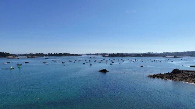 Vid&eacute;o de la baie de Port-Blanc &agrave; Penv&eacute;nan en Bretagne