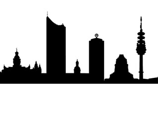 Obraz premium Leipzig Skyline Silhouette with Urban Landmarks, East Germany Cityscape Vector Illustration 