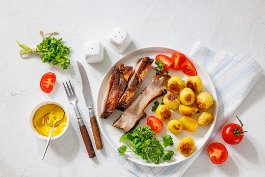 American Diner Roasted Pork Ribs with potatoes