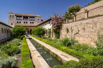 Fototapeta premium Generalife gardens water channel depicting Moorish architecture Granada