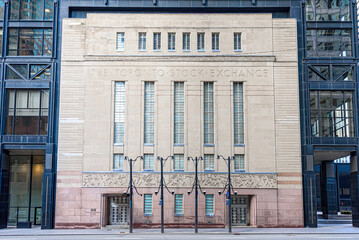 Obraz premium Mixed architecture in the former Toronto Stock Exchange heritage building, Canada
