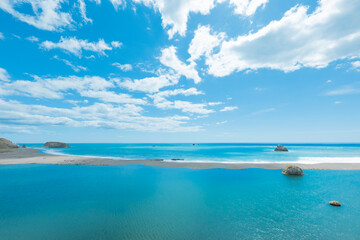 Fototapeta premium Goat Rock Beach lagoon meeting the Pacific Ocean along the Sonoma Coast, California
