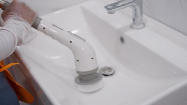 Electric Spin Scrubber Deep Cleaning Bathroom Sink for Hygiene and Surface Disinfection