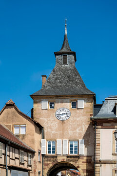 Stadttor &bdquo;Zitgloeckel&ldquo; in Rosheim im Elsass