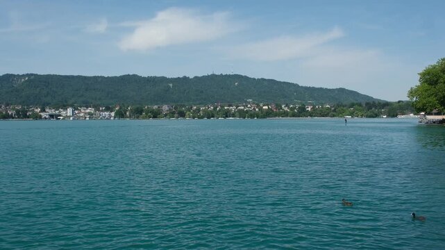 Sommer in Z&uuml;rich, Ausblick auf den Z&uuml;richsee und die Stadt Z&uuml;rich, Urlaub in der Schweiz