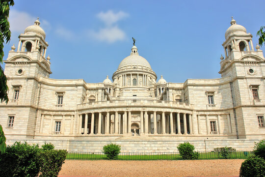 The Victoria Memorial  dedicated to the memory of Queen Victoria, the Empress of India  in the Maidan in Central Kolkata (Calcutta), India
