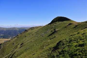 Fototapeta premium Le Plomb du Cantal. Sommet de l'ancien volcan. Station du Lioran - Cantal - Auvergne 