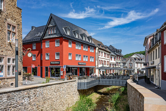 Bad M&uuml;nstereifel, Nordrhein-Westfalen, Deutschland - 13. Juli 2026: Blick in die historische Altstadt von Bad M&uuml;nstereifel 