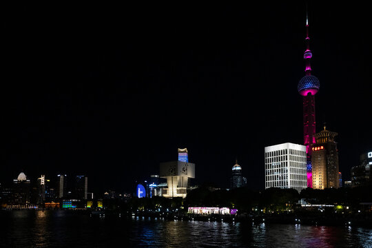 Shanghai skyline with the Oriental Pearl Tower at night