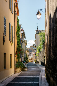 Sunny Narrow Street in Valbonne Proven&ccedil;al Village