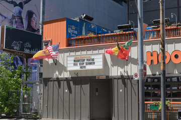 Obraz premium exterior of Hooters, sports bar, located at 280 Adelaide St W, Toronto
