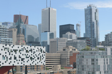 Obraz premium looking southeast from the Allan Slaight and Emmanuelle Gattuso Spiral Staircase at the Art Gallery of Ontario to the city, Toronto