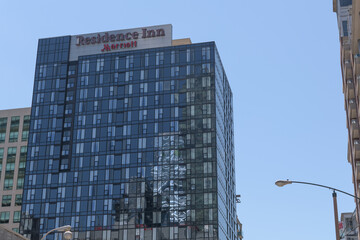 Obraz premium exterior building and sign of Residence Inn by Marriott located at 255 Wellington St W, Toronto