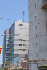 Obraz premium Toronto Western Hospital (TWH) redevelopment, new UHN Surgical Tower / patient tower, southeast corner of Bathurst Street and Nassau Street