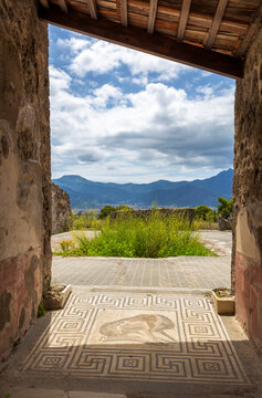 View of the ancient city of Pompeii. Pompeii is an ancient Roman city died from the eruption of Mount Vesuvius in the 1st century. Naples, Italy.