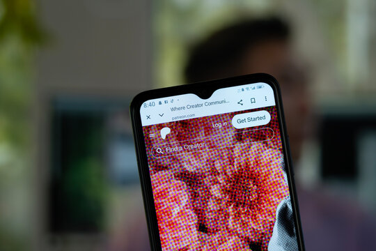 San Francisco, United States - 12 July 2026: Close-up of Patreon homepage on a smartphone.