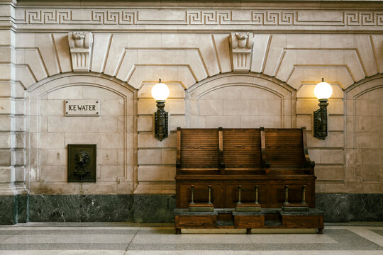 Train Station Shoe Shine Bench 