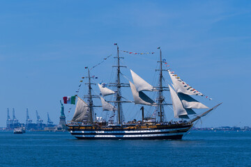 sailing ship in the sea © Vadim